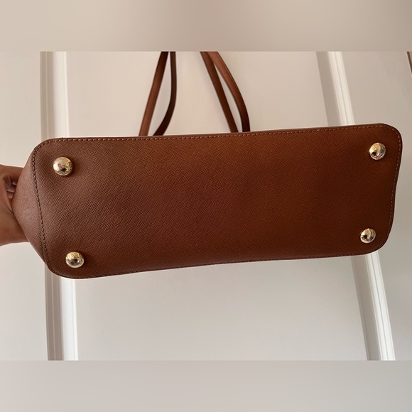 Michael Kors Charlotte Large Saffiano Leather Tote – Luggage Brown Zip Bag - Picture 8 of 8